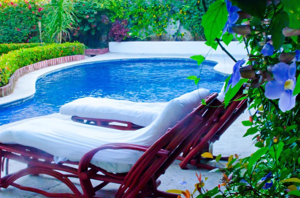 Casa Tukari Colonial House Hotel بويرتو فالارتا المظهر الخارجي الصورة